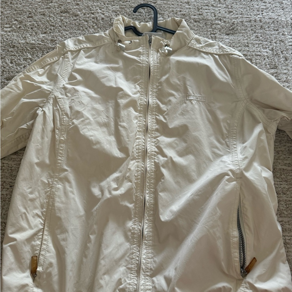 Rain jacket - Picture 5 of 6
